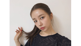 『コーヒープリンス1号店』ユン・ウネ、41歳とは信じられない“驚きの童顔ビジュアル”【PHOTO】