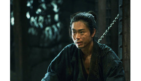 『黒牢城』 (C)米澤穂信/KADOKAWA　(C)2026映画「黒牢城」製作委員会