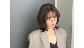 童顔女優パク・ボヨンの新境地!? 背中パックリ衣装で証明した“限界のない魅力”【PHOTO】