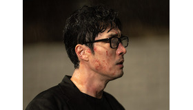 娘を探すため闇落ちした父親…『エージェント・キム』主演ソ・ジソブ、豪雨の中での“凄絶アクション”に高まる期待