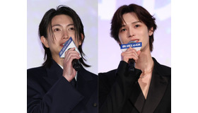 「最高の相棒」「凪玲王可愛すぎ」綱啓永、K（＆TEAM）と『ブルーロック』“相棒”おんぶショット公開