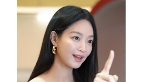 “リアル女神”女優シン・ミナの神々しい美貌に脱帽…「さらに美貌が覚醒中」【写真】