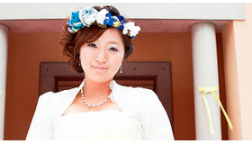 美奈子（長男・シオンの婚約者、松岡由香里役）／『ハダカの美奈子』-(C) 2013「ハダカの美奈子」製作委員会