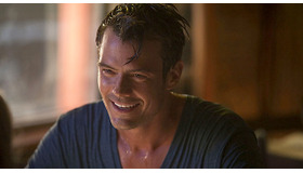 ジョシュ・デュアメル／『セイフ ヘイブン』 -(C) 2013 Safe Haven Productions, LLC All Rights Reserved