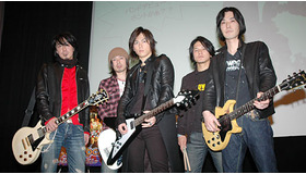 『ROBO☆ROCK　ロボ☆ロック』試写会に登場した塩谷瞬と「カウンターズ」の面々