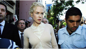 11月19日、高等裁判所へ出廷したニコール・キッドマン　-(C) Getty Images/AFLO