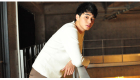 東出昌大『すべては君に逢えたから』／Photo：Naoki Kurozu