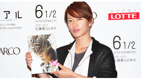 トークイベントに登場した佐藤健