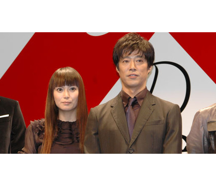 堤真一と福山雅治の現場での確執が表面化？ 『容疑者Xの献身』完成披露