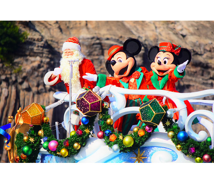 ディズニー】ミッキー＆ミニーが新コスお披露目！「ディズニー