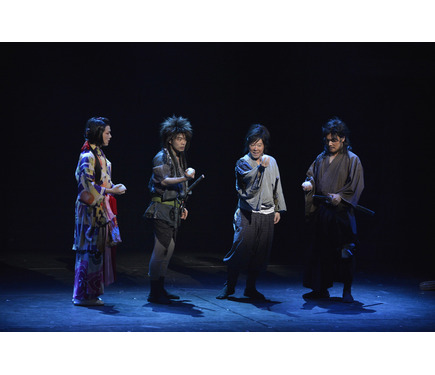 阿部サダヲ＆瀬戸康史＆中村倫也ら豪華キャストが参加、舞台「八犬伝