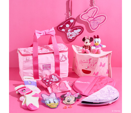 ミニーマウス＆デイジーダック＆ルシファーらも“ピンク”に PLAZA限定
