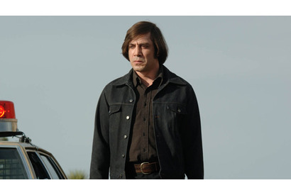 『ノーカントリー』で恐すぎて笑えるほどの怪演を見せたハビエルに注目すべし！ 画像