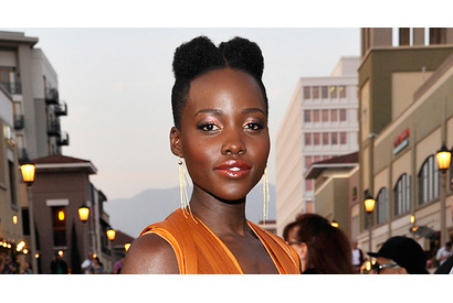 オスカー女優ルピタ・ニョンゴ、ジェイ・Zの新曲で取り上げられ感激！ 画像