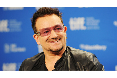 「U2」ボノ、家族揃って枕元で祈りを捧げる 画像