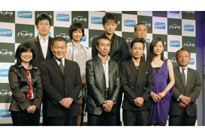 ドラマW「パンドラ」で20年ぶり共演の三上博史＆柳葉敏郎「お互い加齢臭（笑）」 画像