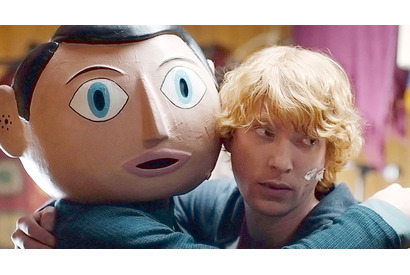 マイケル・ファスベンダー、新作映画でまさかの被り物!?　『FRANK -フランク-』 画像