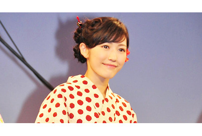 まゆゆ、再開した「AKB48」握手会で『ポケモン』ファンの子どもと交流に感激！ 画像