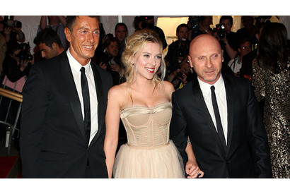 スカーレット・ヨハンソンが婚約！ 画像