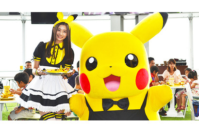 足立梨花、メイド服でアルバイトデビュー！理想のパートナーは“ピカチュウ店長” 画像