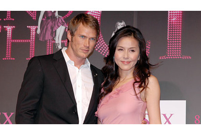 『SATC』の年下イケメン、スミスのハリウッドキスに“アラフォー”杉本彩メロメロ 画像