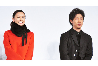 新垣結衣、観客の拍手に満面の笑み！　大泉洋は“ギャラ”発言を反省しきり… 画像