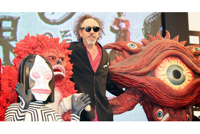 ティム・バートン、ウルトラ怪獣と念願の対面！「ティム・バートンの世界展」日本上陸 画像