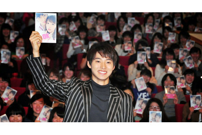 “壁ドン”の立役者・山崎賢人「こんなに流行るとは…」と本人もビックリ！ 画像