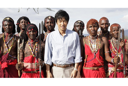大沢たかお、マサイ族とロケ！　さだまさしの名曲を“映画化”『風に立つライオン』 画像