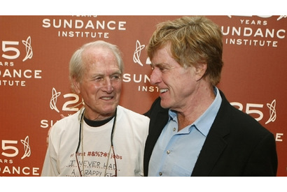 美しい青い瞳が印象的な二枚目、ポール・ニューマンが83歳で死去 画像