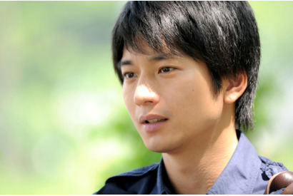 新婚・向井理を祝福！ 新春ドラマ「わが家」“父”長塚京三からコメント到着 画像