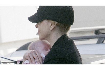 愛娘とのツーショットを初披露。子育ての喜びを語るニコール・キッドマン 画像