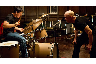 まるで『ブラック・スワン』!?　狂気の鬼教師でGG受賞『セッション』4月公開 画像