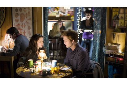 【ハリウッドより愛をこめて】『トワイライト』ファンに吉報！　特製ボードゲームが発売に 画像