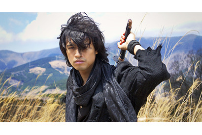 斎藤工、実写版『進撃の巨人』プロデューサーとタッグ！『虎影』主演へ 画像