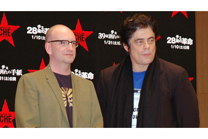 デル・トロ20歳の革命とは？　学生に向けて「黙さずに声を上げることが大切！」 画像