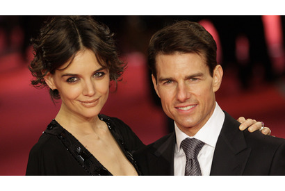 トム・クルーズ夫妻、主演映画のプレミアで縁の地ベルリンへ 画像
