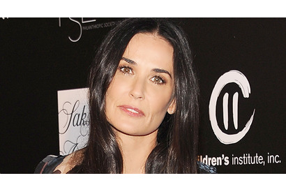 デミ・ムーア、一点もののドレスなど20万ドル相当を盗まれる 画像