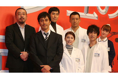 堺雅人率いる救命救急チーム、飲み会では患者に…『ジェネラル・ルージュ』製作会見 画像