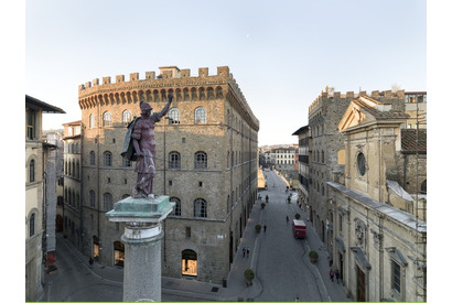 「サルヴァトーレ・フェラガモ ミュージアム」、宮殿の歴史をふり返る展覧会開催中 画像