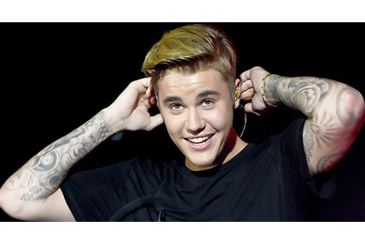 ジャスティン・ビーバー、パンツは使い捨て!? 画像