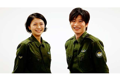 岡田准一、榮倉奈々＆田中圭ら“タスクフォース”に感謝「図書館戦争」オールアップ 画像