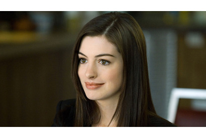 初サスペンスで新境地開拓のアン・ハサウェイ「恐怖心から無愛想なクレアに惹かれた」 画像