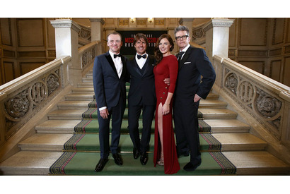 トム・クルーズ、『M:I5』ワールドプレミア登場にファン歓喜！「シリーズ最高傑作だ」 画像