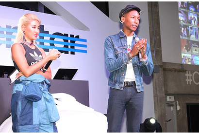 サマソニ明けのファレル・ウィリアムス、「アディダス」豪華パーティーに登場 画像