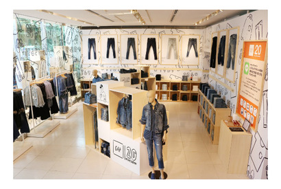 GAP日本上陸20周年記念！イラストレーター長場雄デザインで店内をモデルチェンジ 画像