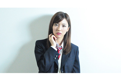 【インタビュー】＜前篇＞ 真野恵里菜が明かすパンチラシーンの秘密と下ネタへの耐性！ 画像