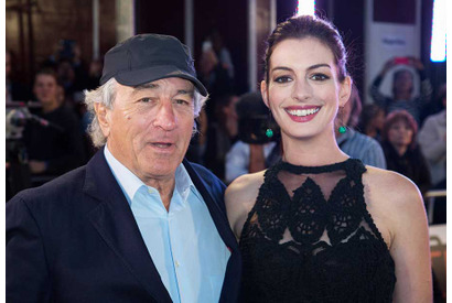 アン・ハサウェイ、三度目の正直!?『マイ・インターン』UKプレミアで想いを明かす 画像