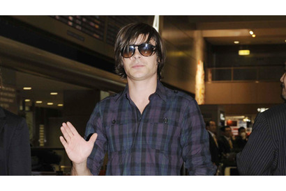 インフルエンザの脅威もどこ吹く風　人気絶頂アイドル、ザック・エフロンが緊急来日！ 画像