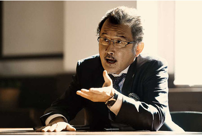 吉田鋼太郎、「MOZU」スピンオフでまさかの復活！「中神、出ます！」 画像